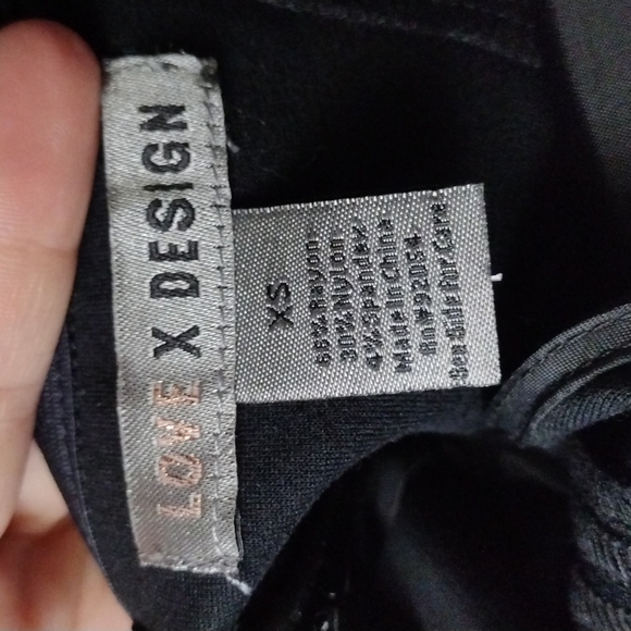 EUC Love by Design Black Off-the-Shoulder Midi Dress size XS - Picture 8 of 9